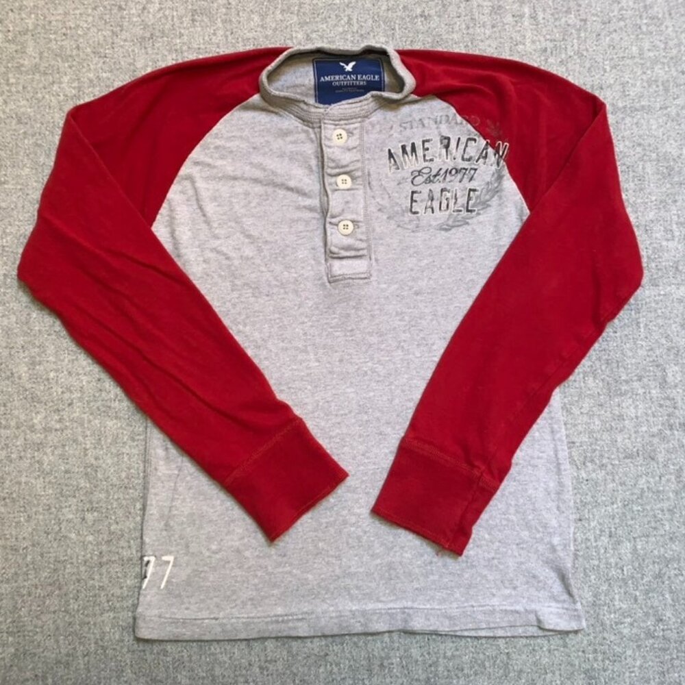 American Eagle Long Sleeve Henley T-Shirt